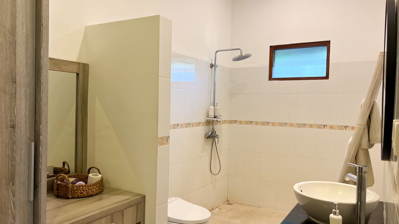 Photo of Bathroom in Sunset Road