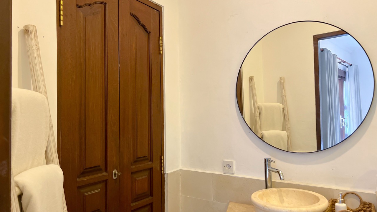 Photo of Bathroom in Sunset Road