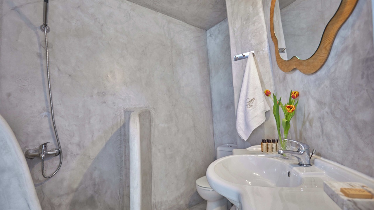 Photo of Bathroom in Oia