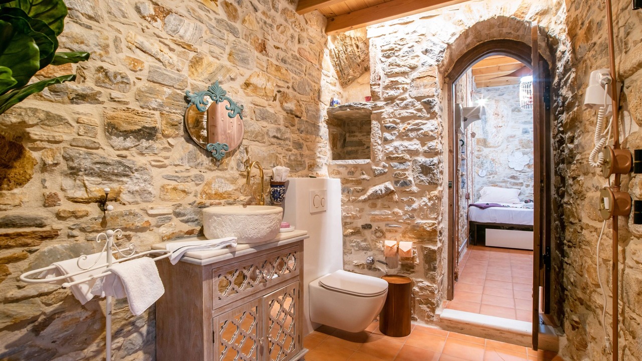 Photo of Bathroom in Naxos