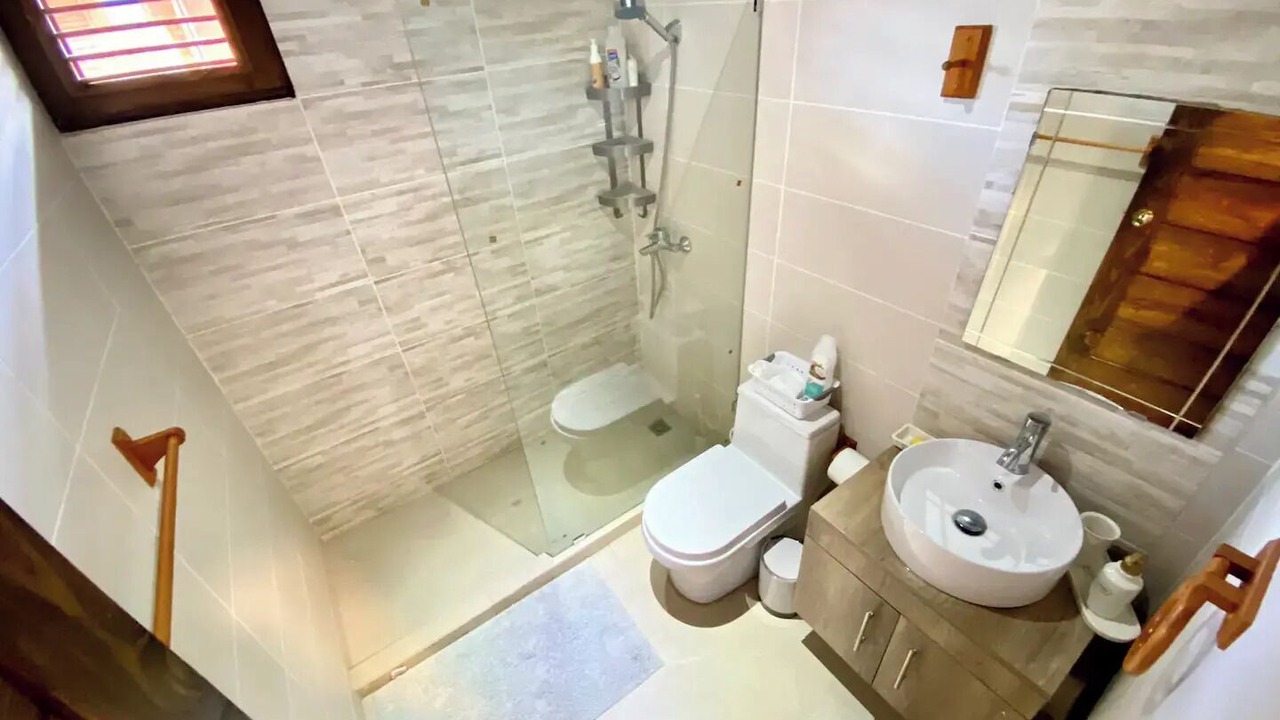 Photo of Bathroom in La Joya