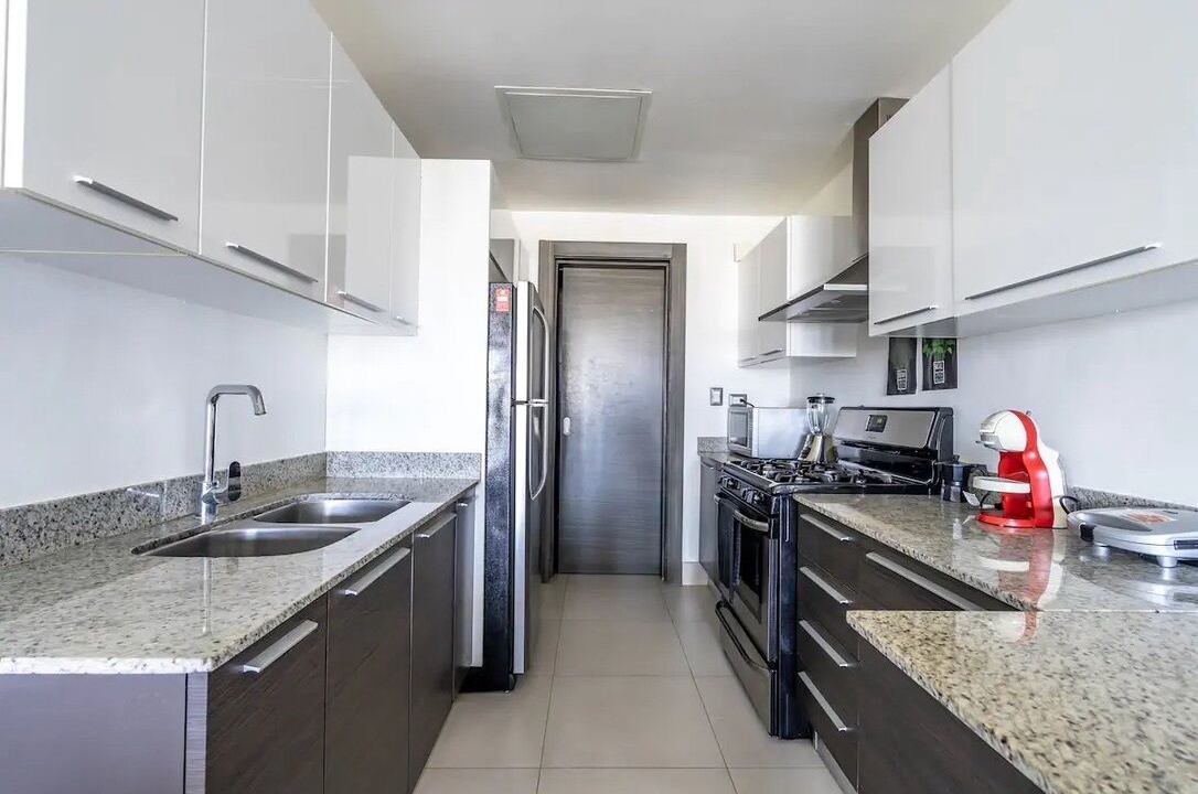 Photo of Kitchen in Yolanda Morales