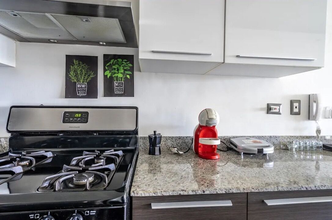 Photo of Kitchen in Yolanda Morales