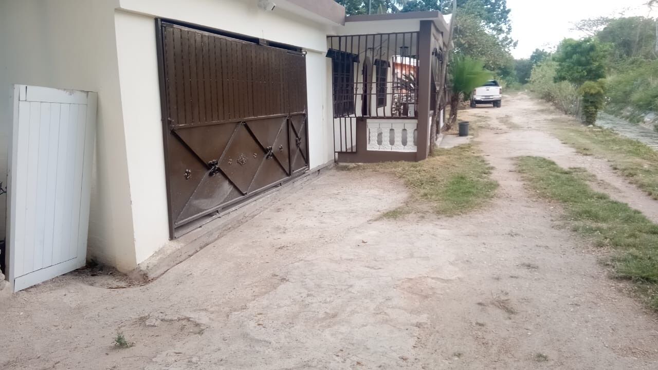 Photo of Outdoor in Los Patos