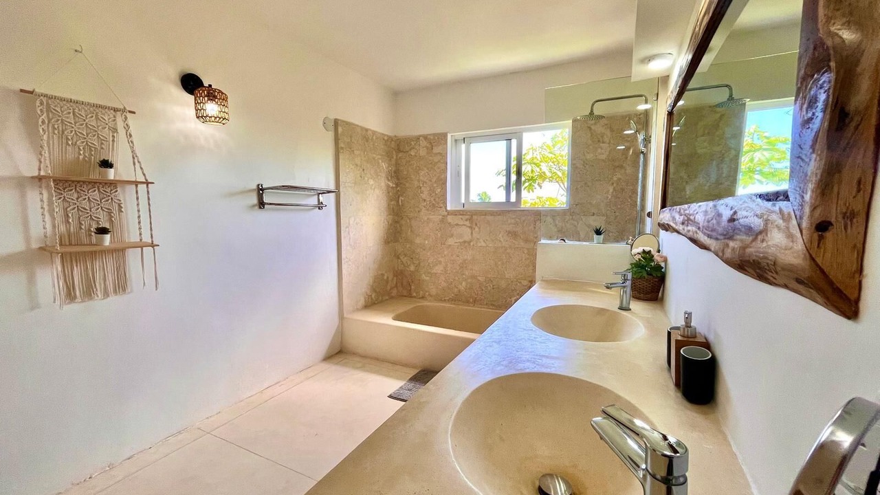 Photo of Bathroom in La Iglesia
