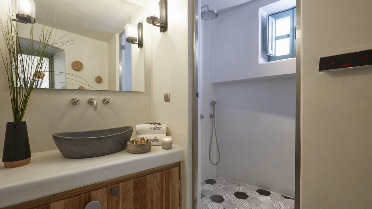 Photo of Bathroom in Pyrgos