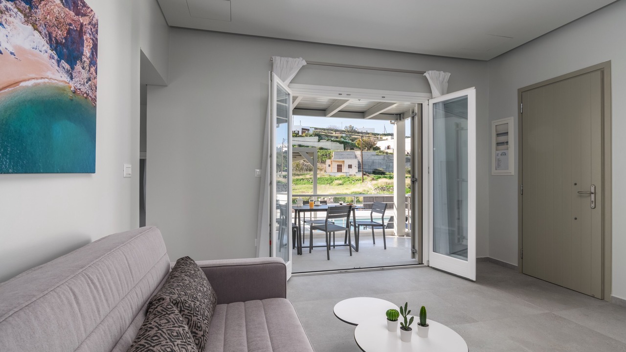 Photo of Livingroom in Milos
