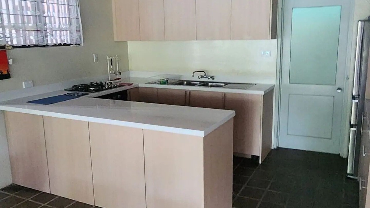 Photo of Kitchen in Pacific Harbour
