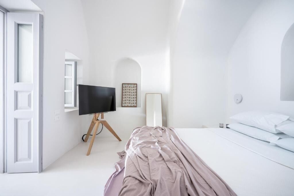 Photo of Bedroom in Fira
