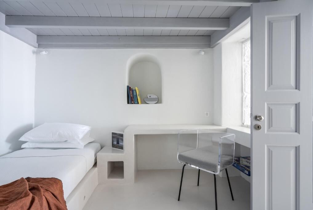 Photo of Bedroom in Fira