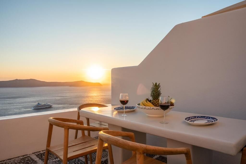 Photo of Outdoor in Fira