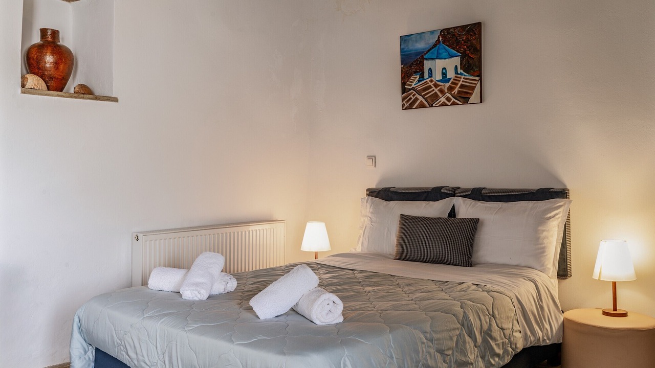 Photo of Bedroom in Andros Town