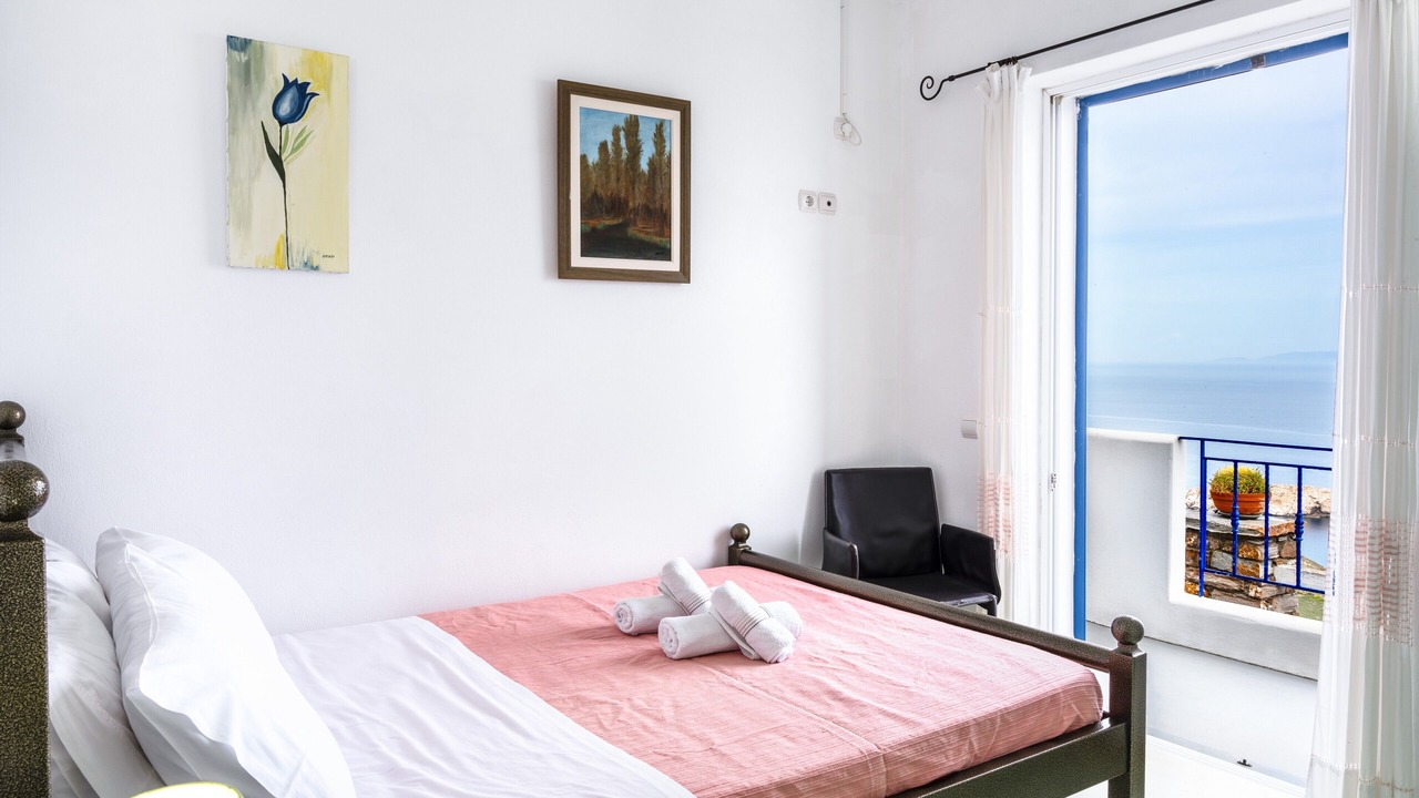 Photo of Bedroom in Kea