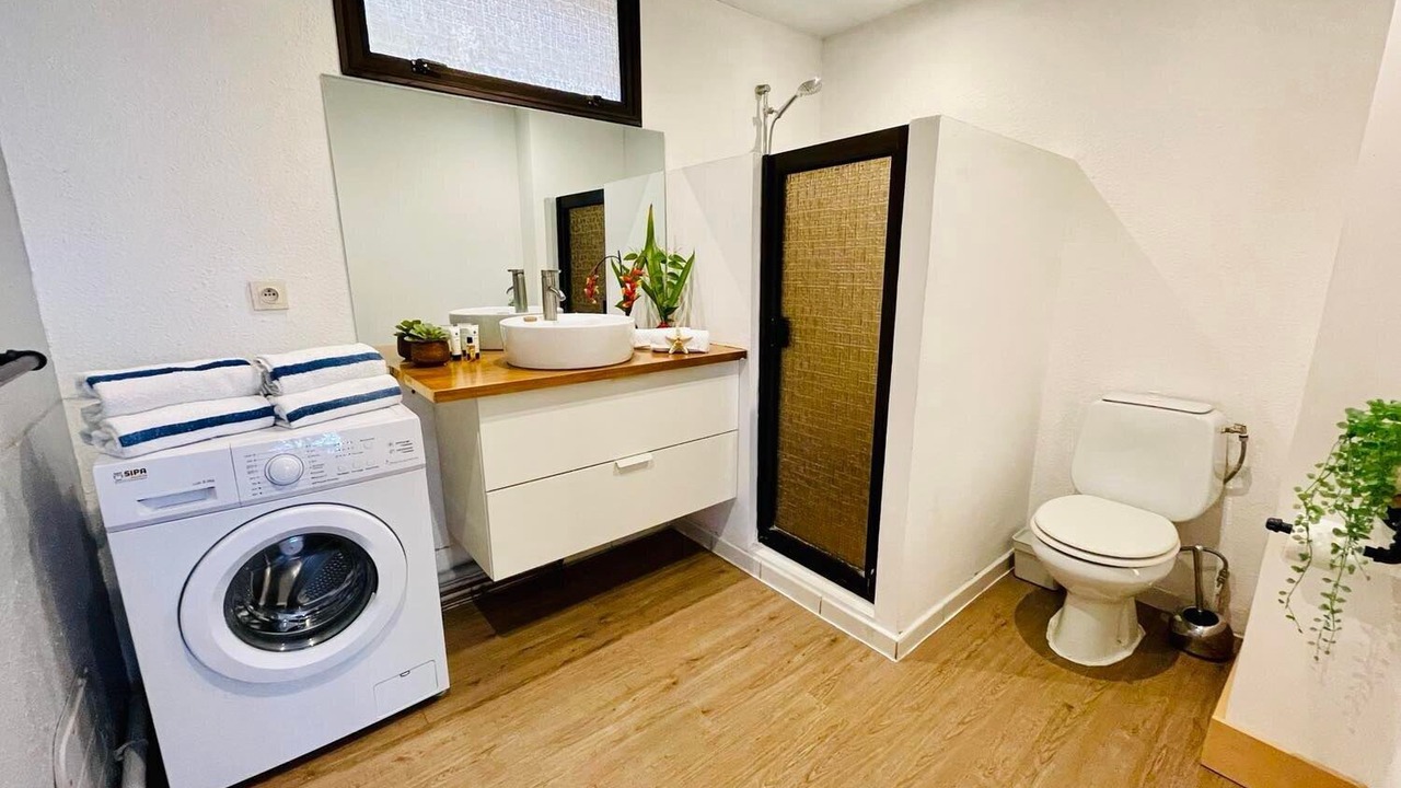 Photo of Bathroom in Pa'ofa'i