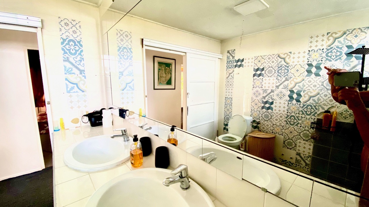 Photo of Bathroom in Punaauia