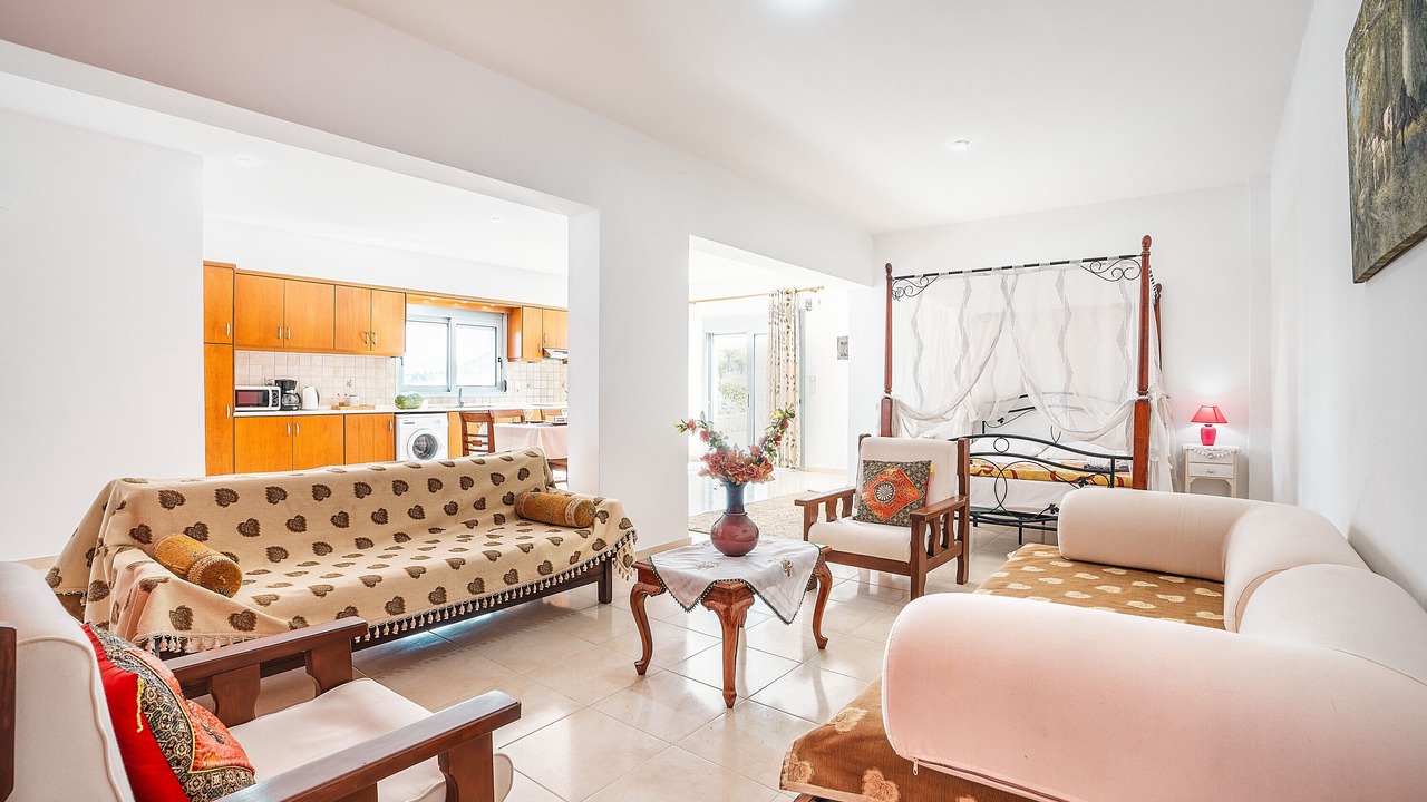 Photo of Livingroom in South Rhodes