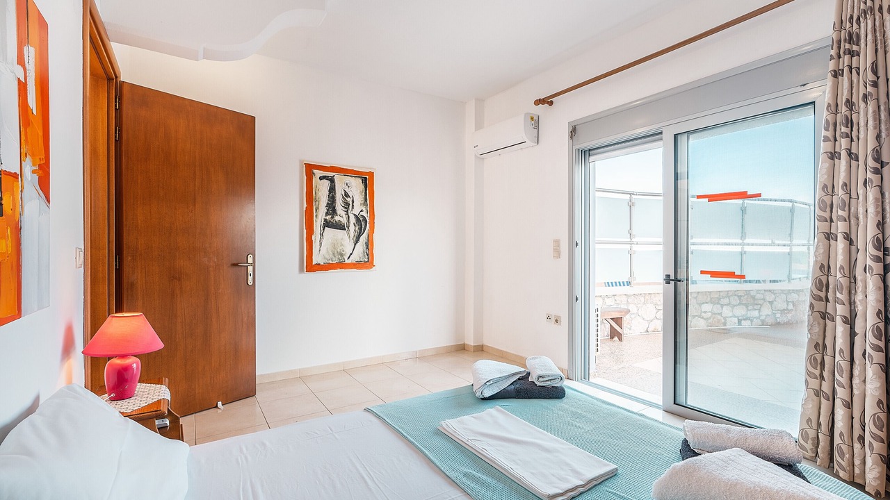 Photo of Bedroom in South Rhodes