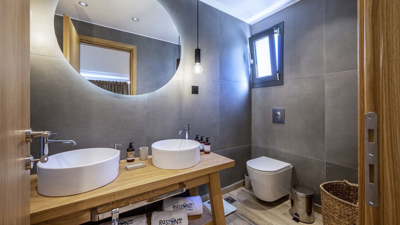 Photo of Bathroom in Paradisi