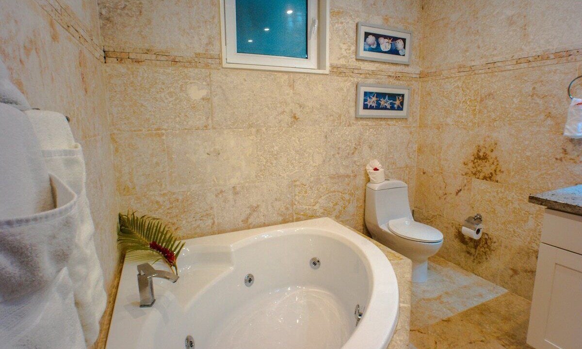 Photo of Bathroom in La Esplanada