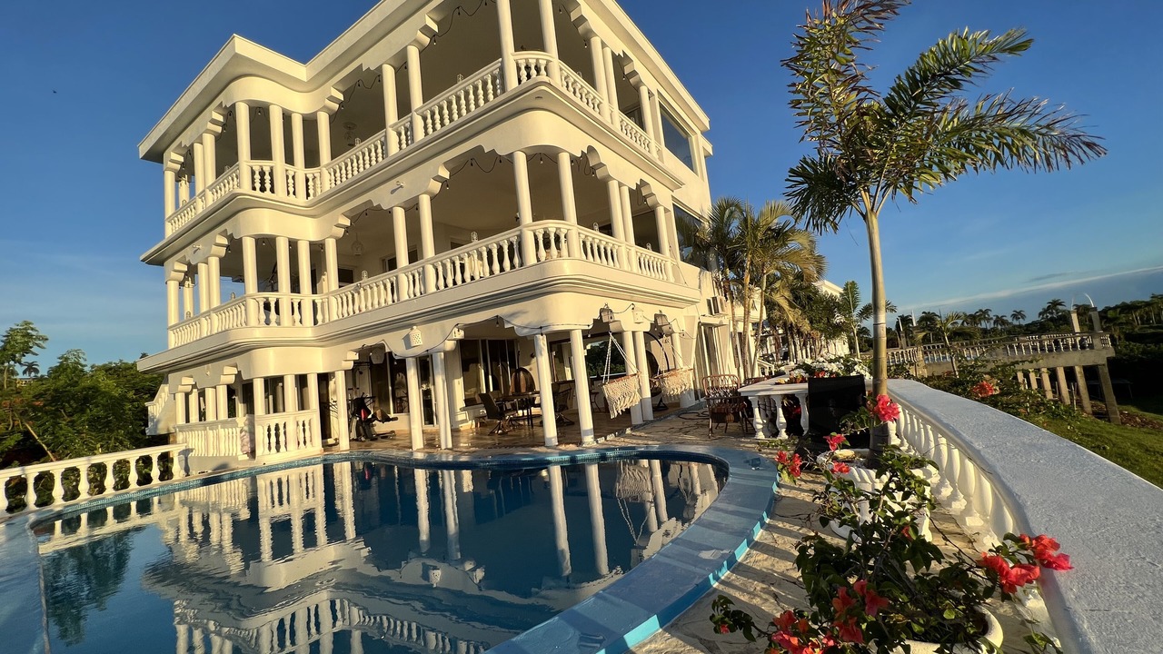 Photo of Outdoor in Cabrera