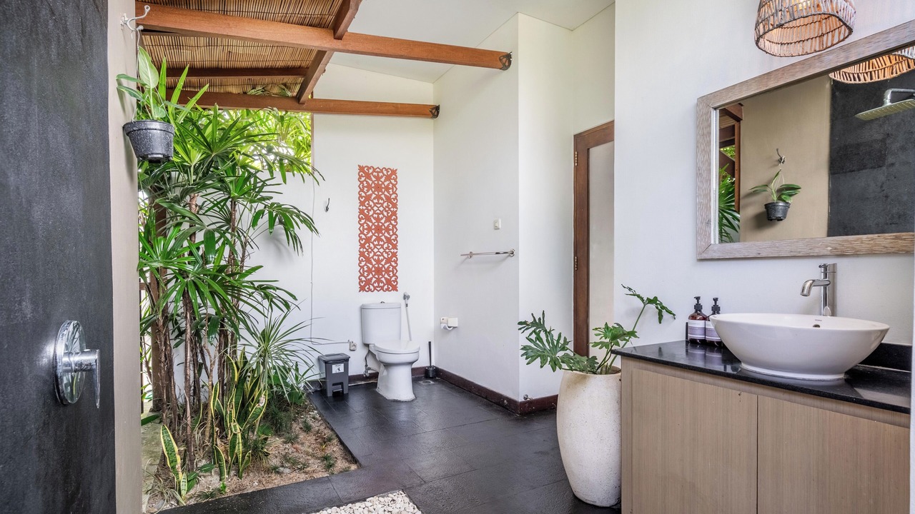 Photo of Bathroom in Peliatan
