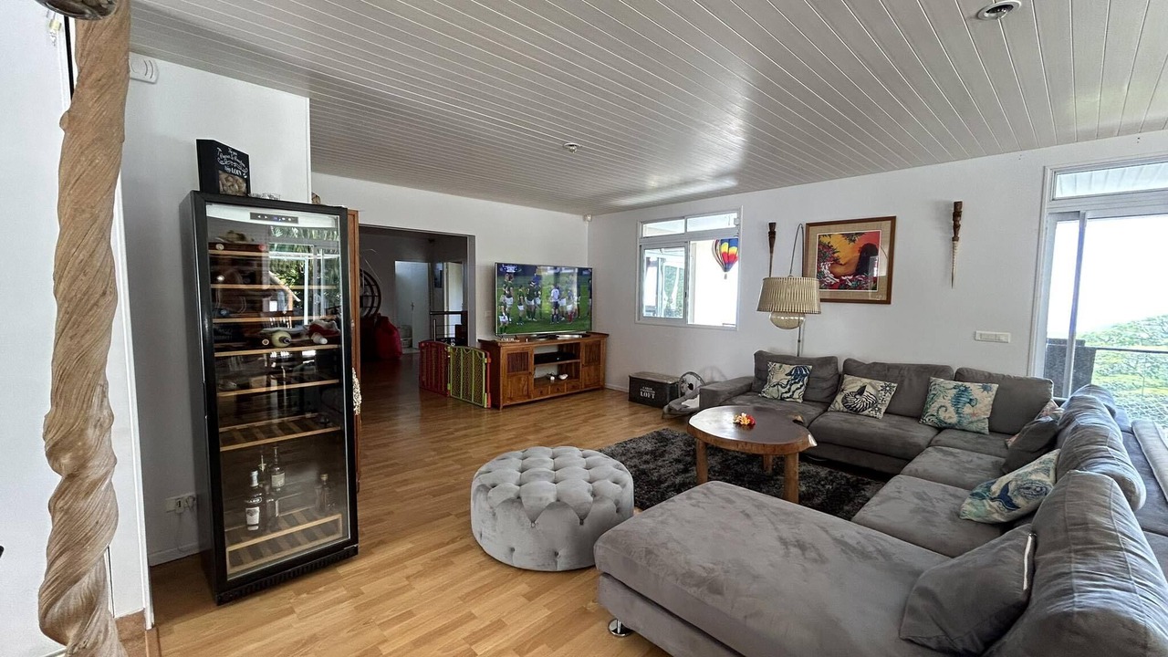 Photo of Livingroom in Mahina