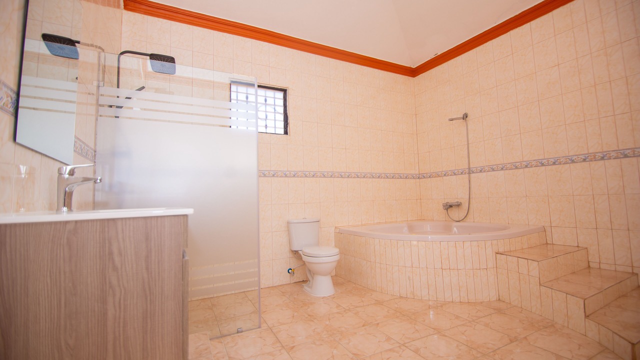 Photo of Bathroom in Punal