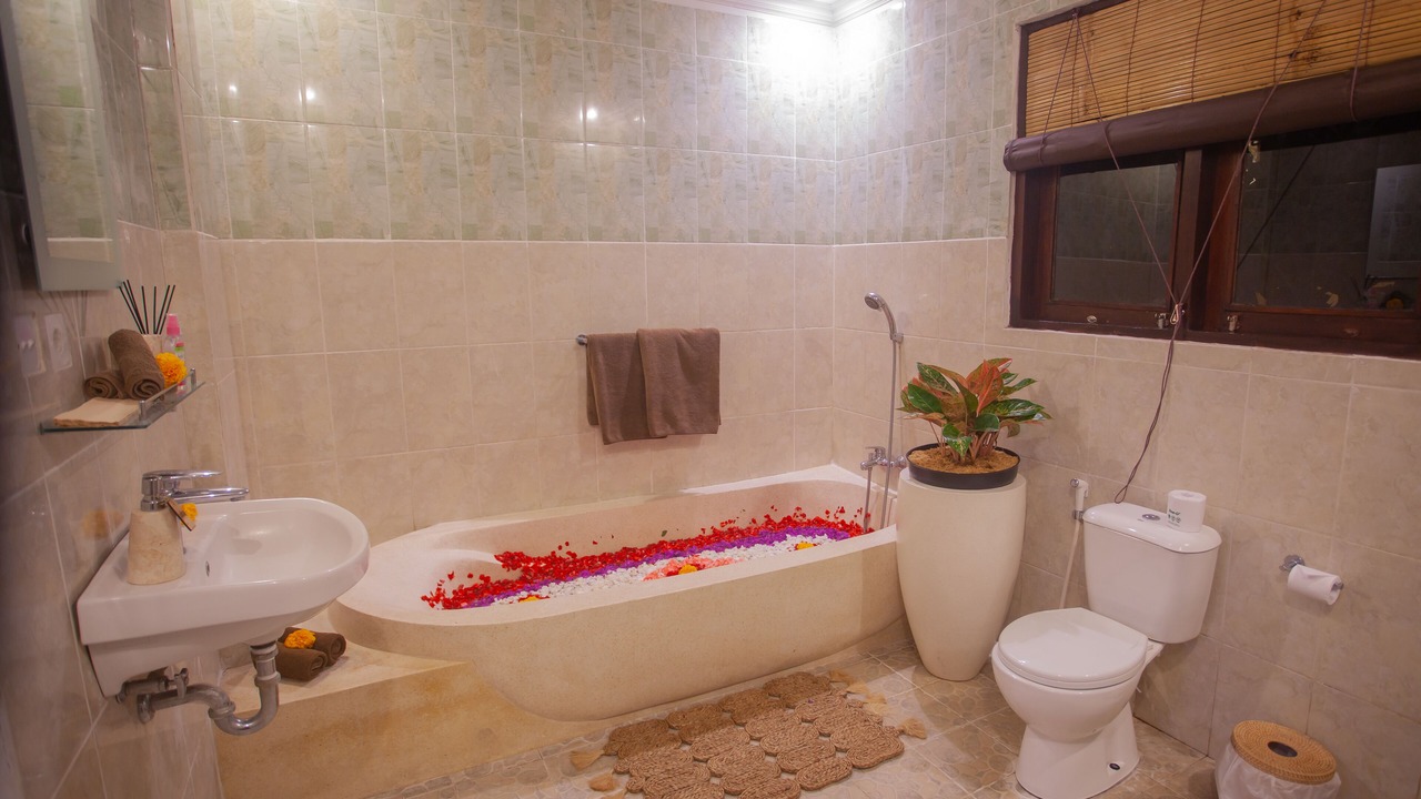Photo of Bathroom in Sambahan