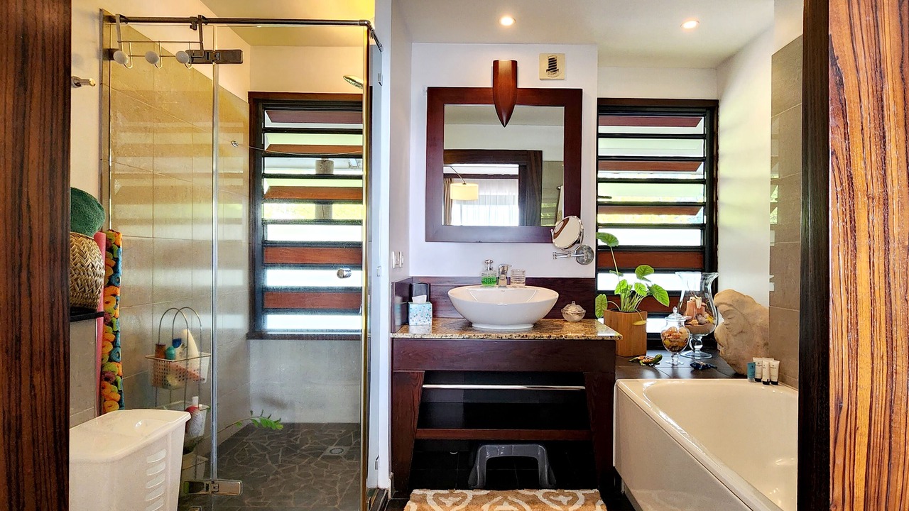 Photo of Bathroom in Arue