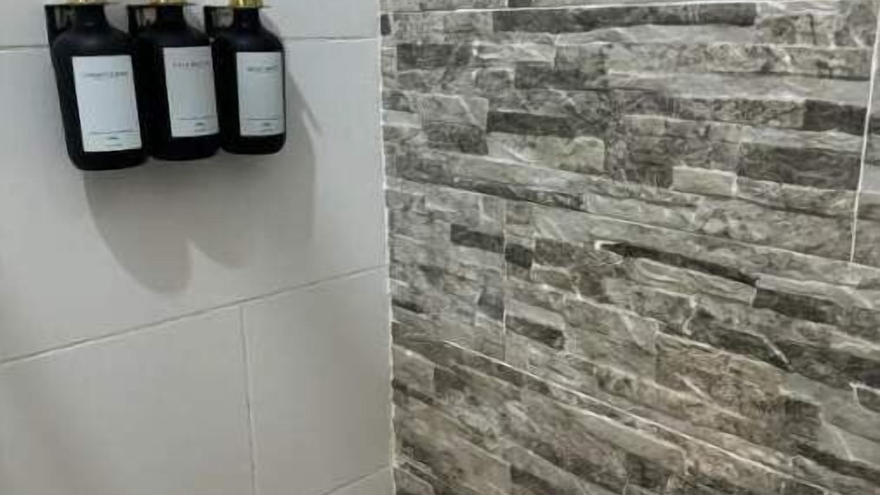 Photo of Bathroom in Pimentel