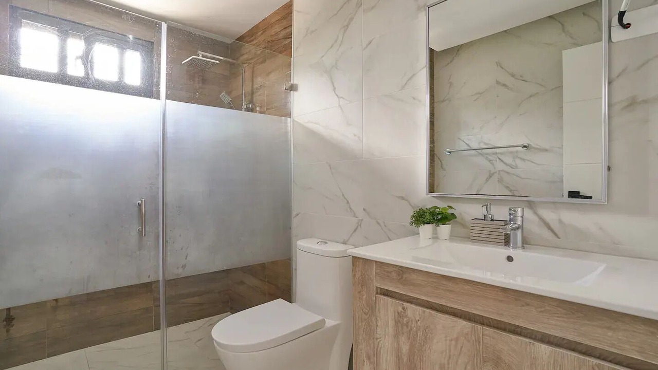 Photo of Bathroom in Altos de Arroyo Hondo
