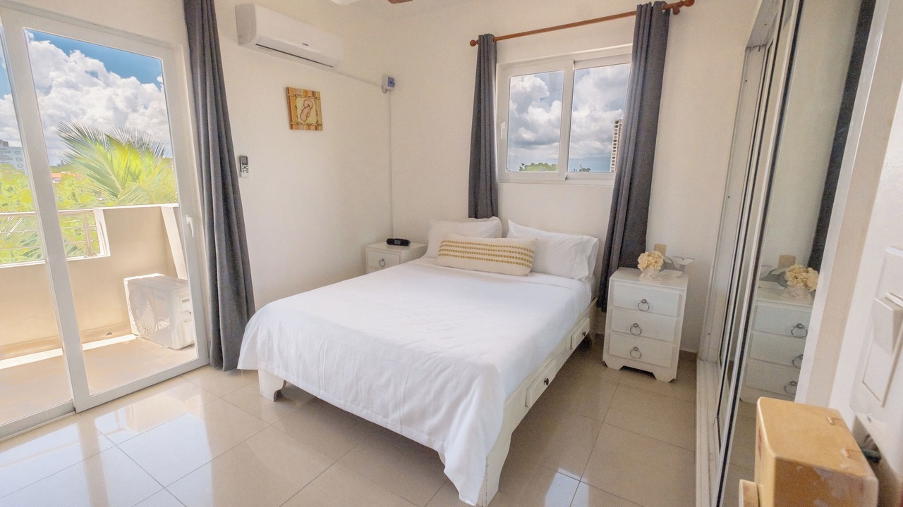 Photo of Bedroom in Villas Del Mar