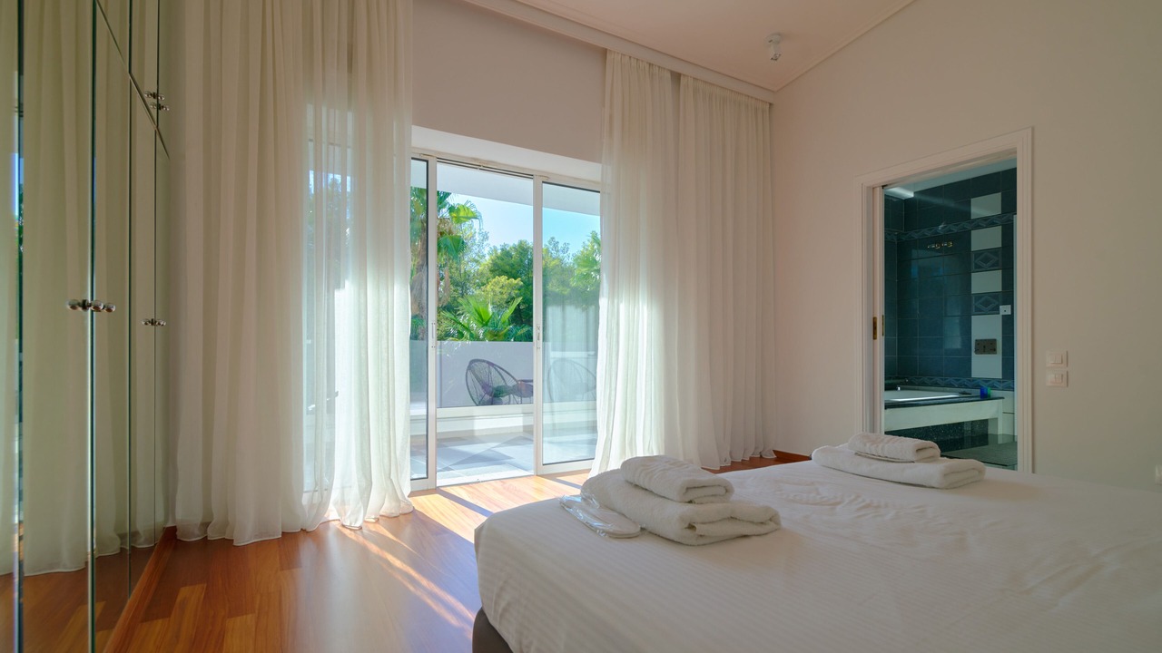 Photo of Bedroom in Kavouri