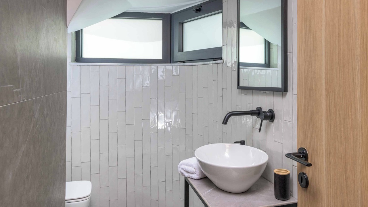 Photo of Bathroom in Ialyssos