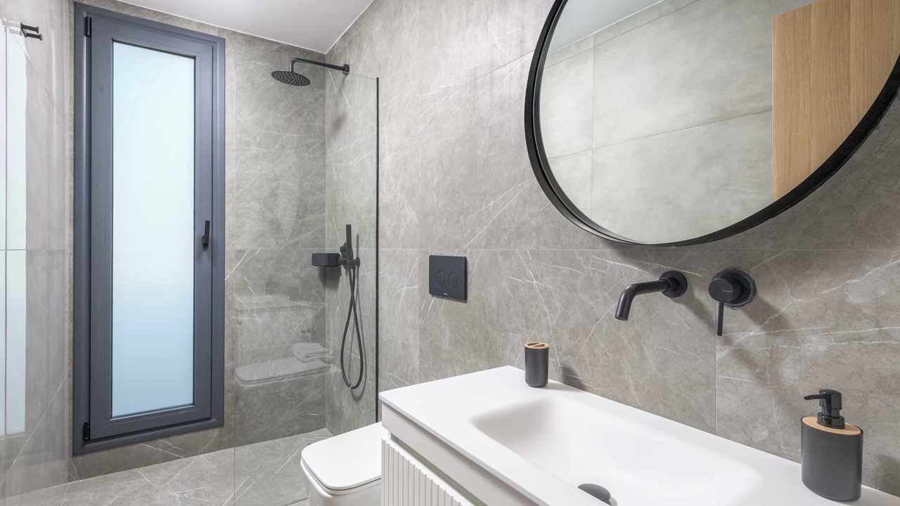 Photo of Bathroom in Ialyssos