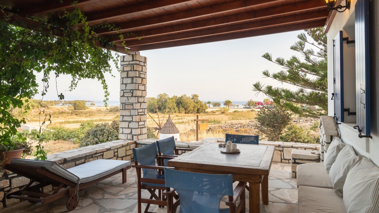 Photo of Outdoor in Aliki