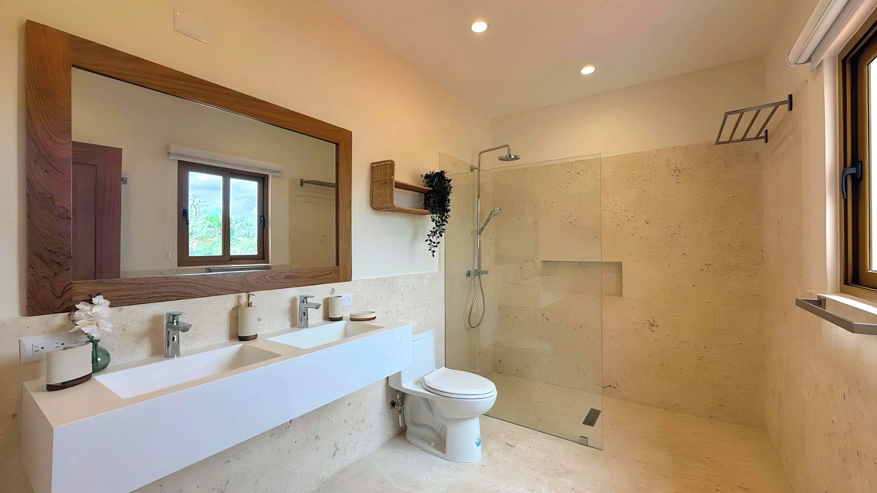 Photo of Bathroom in Playa Chiquita