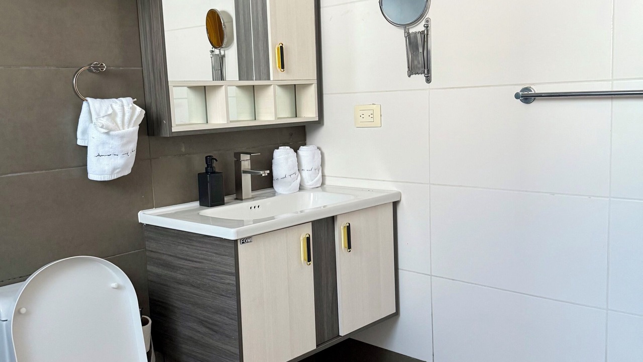 Photo of Bathroom in Evaristo Morales