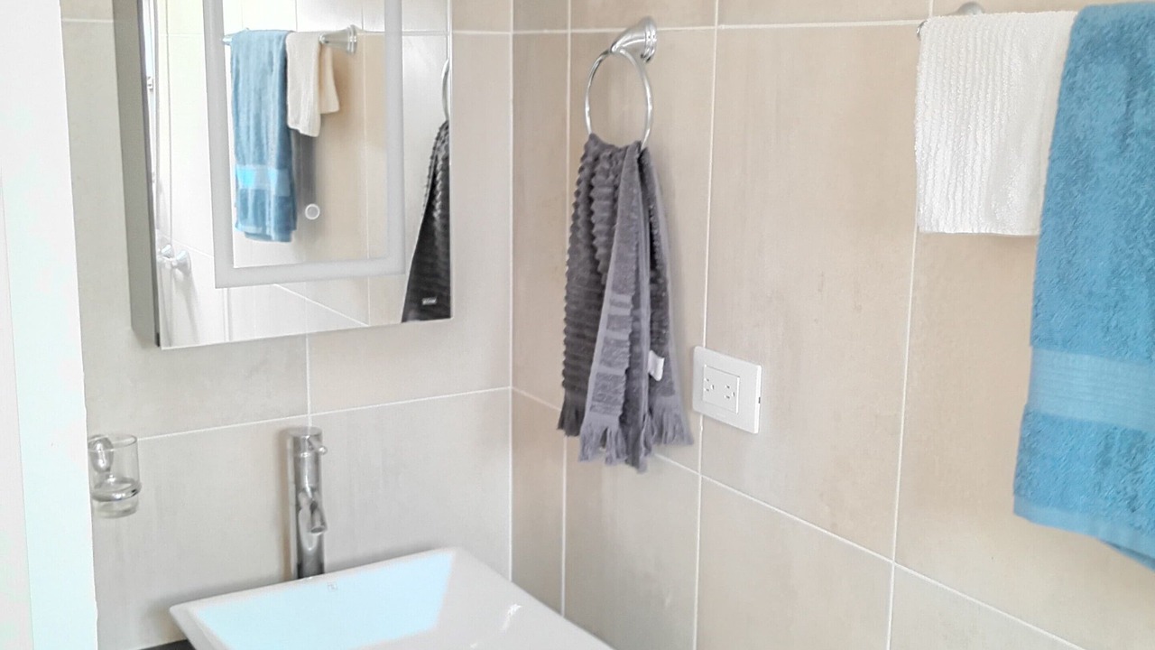 Photo of Bathroom in Veron