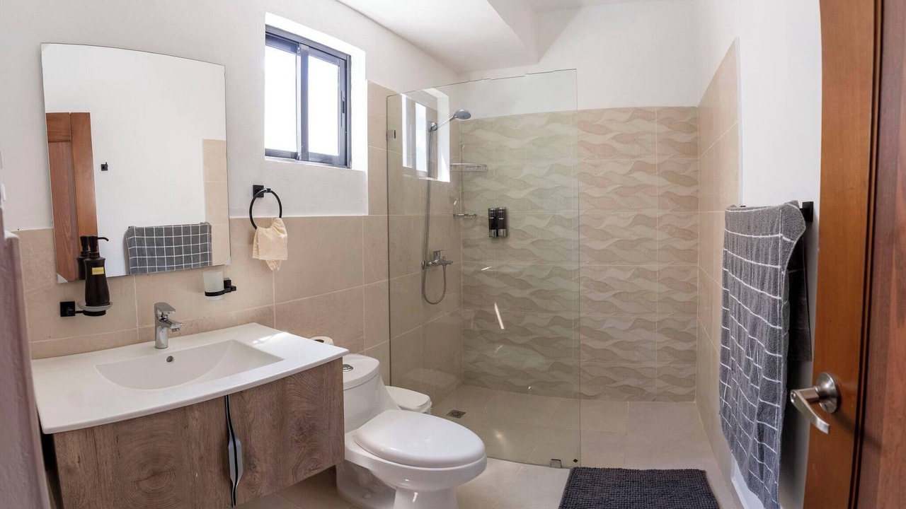 Photo of Bathroom in Veron