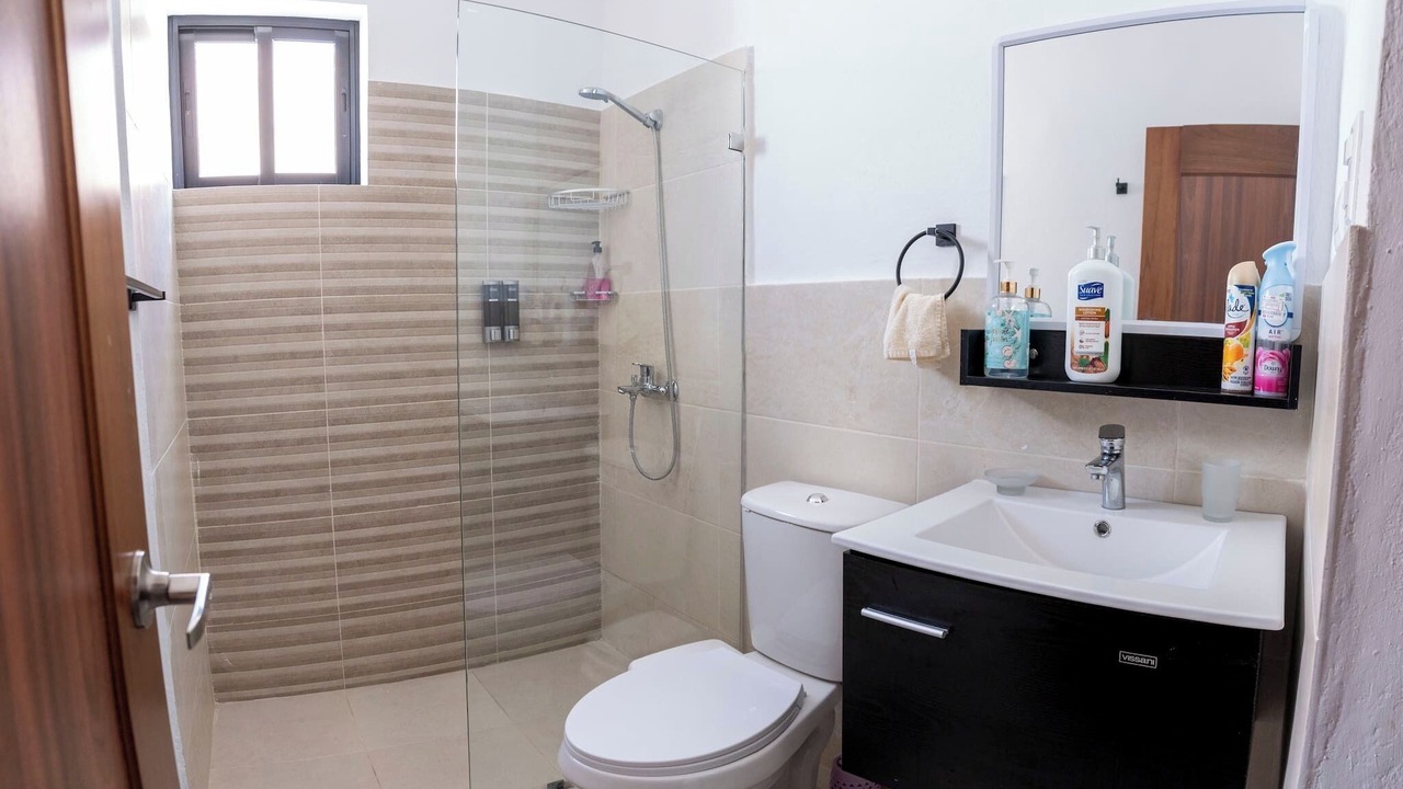 Photo of Bathroom in Veron