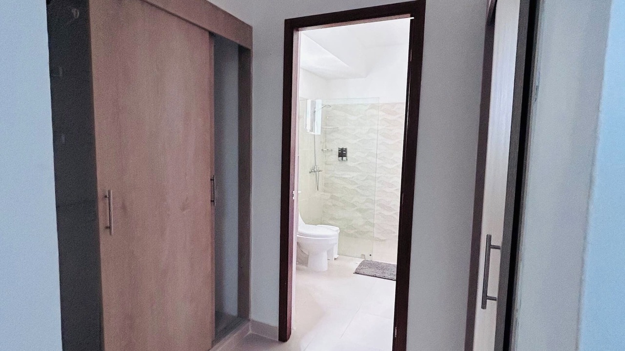 Photo of Bathroom in Veron