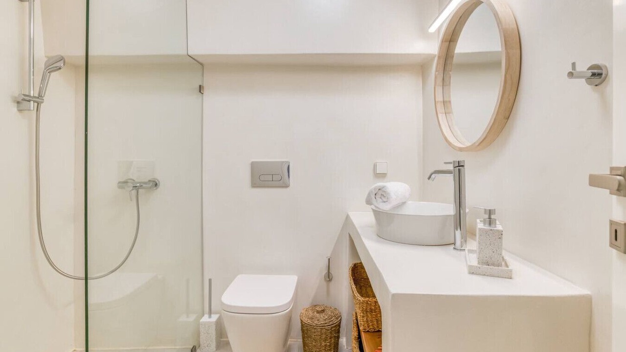 Photo of Bathroom in Aliki