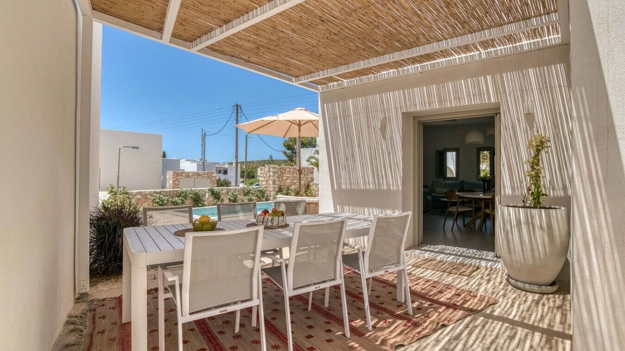 Photo of Outdoor in Aliki
