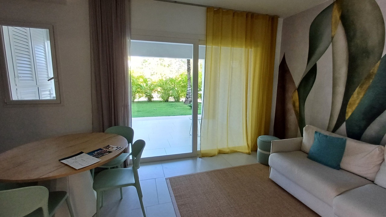 Photo of Others in Dominicus