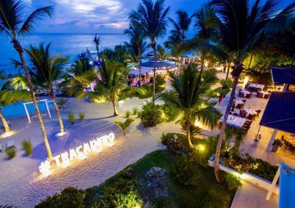 Photo of Others in Dominicus