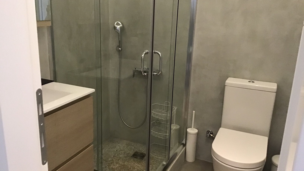 Photo of Bathroom in Paleopolis