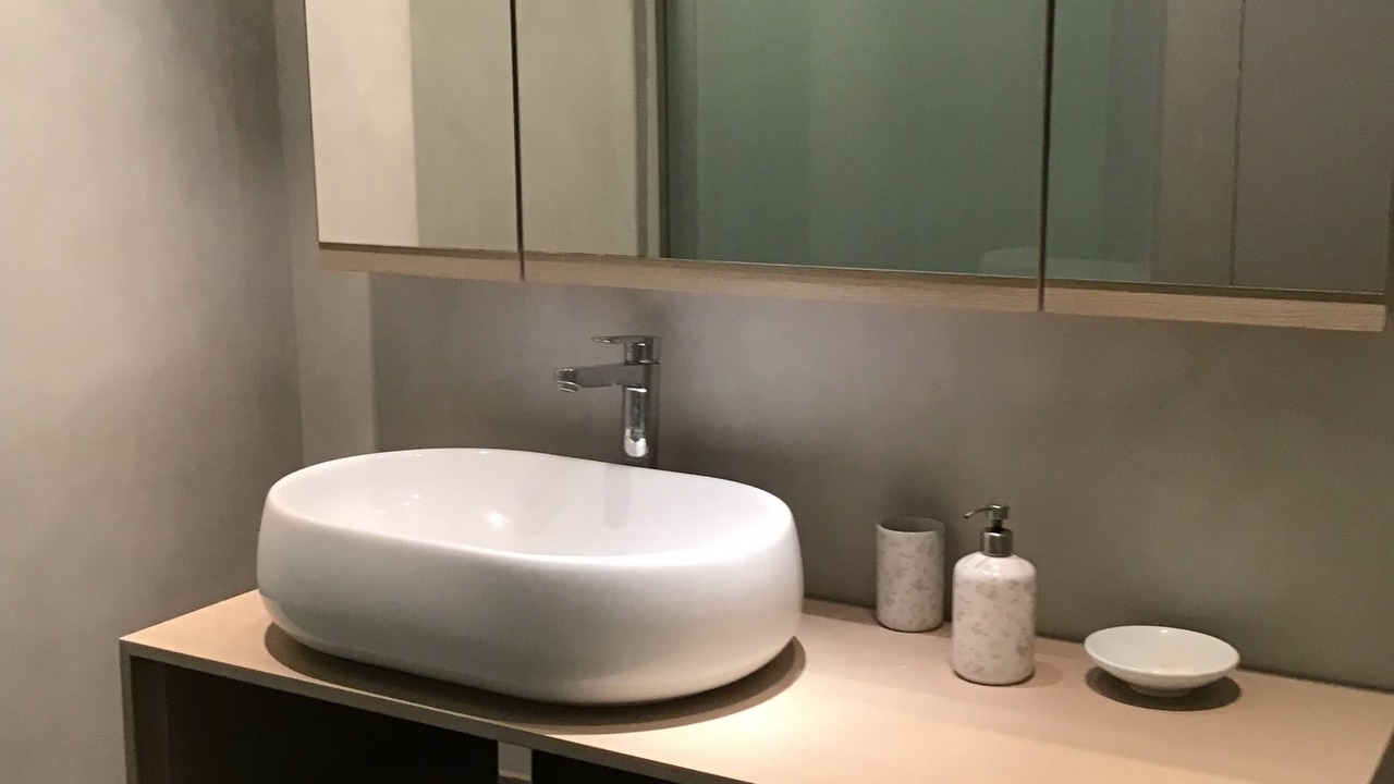 Photo of Bathroom in Paleopolis
