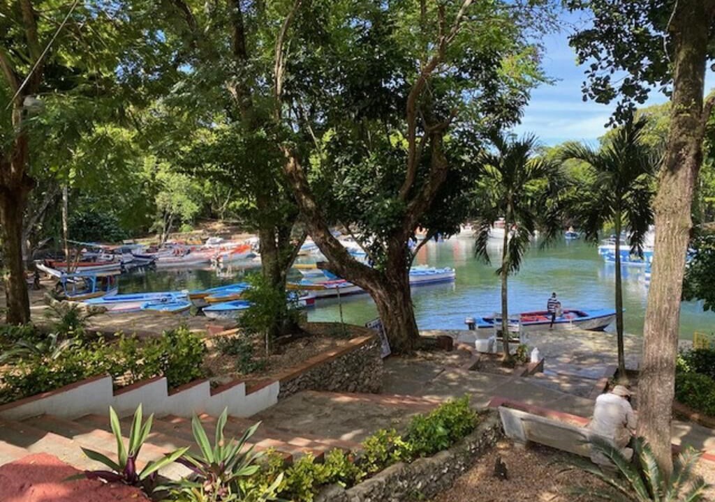 Photo of Others in Barrio Acapulco