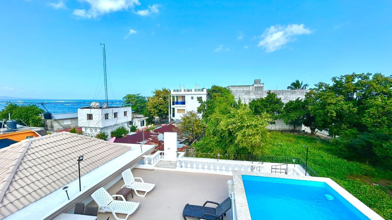 Photo of Outdoor in Barrio Acapulco